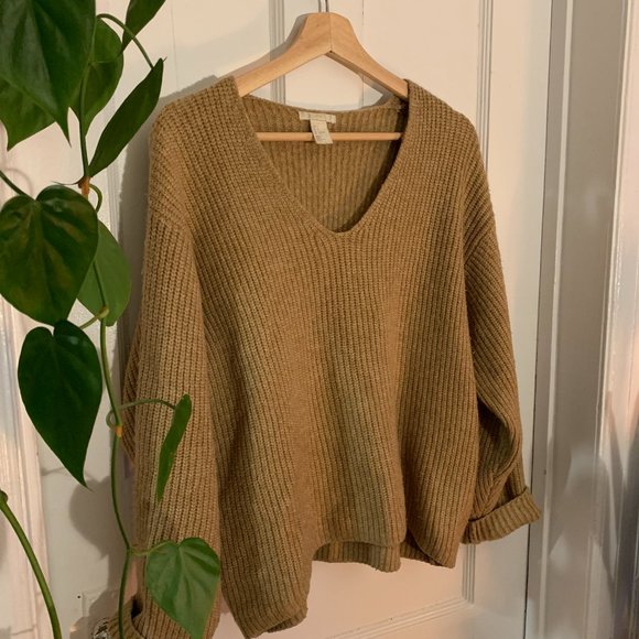 Camel Oversized Cozy Knit - Picture 4 of 6